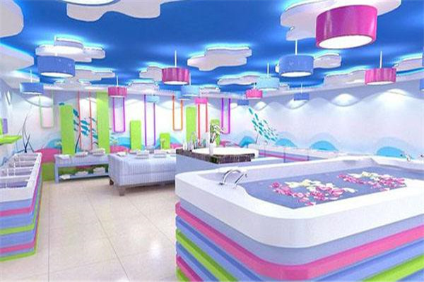 泡泡精灵婴儿游泳馆